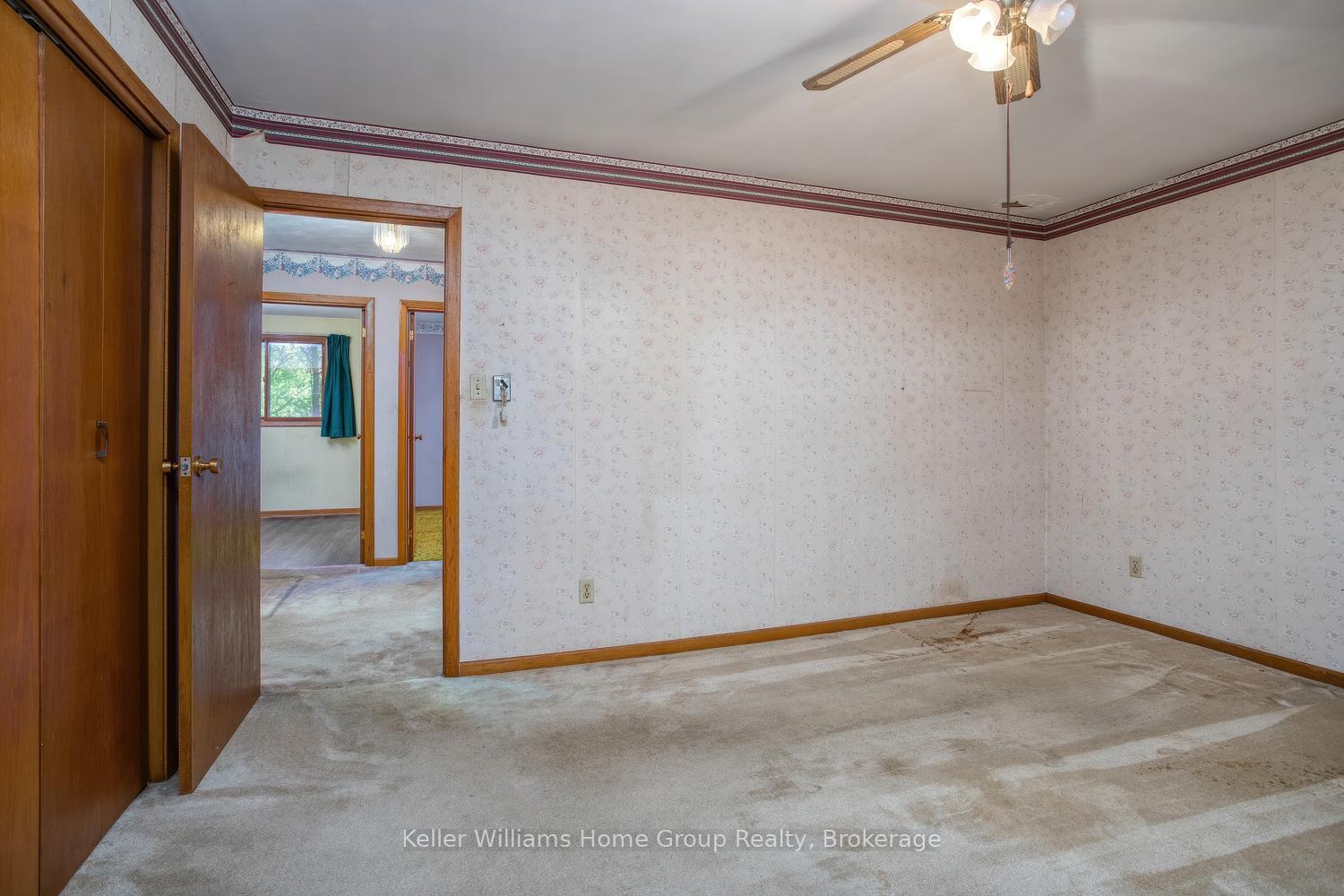 Photo 31 of 832 Victoria Road S, Puslinch, Rural Puslinch East — HOMEH