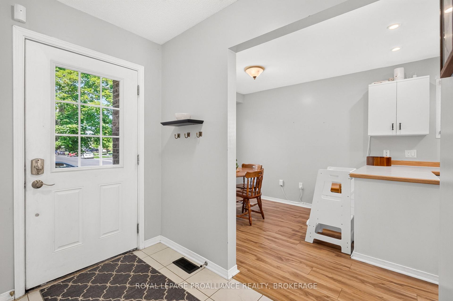 Photo 9 of 1067 Acadia Drive, Kingston, City SouthWest — HOMEH