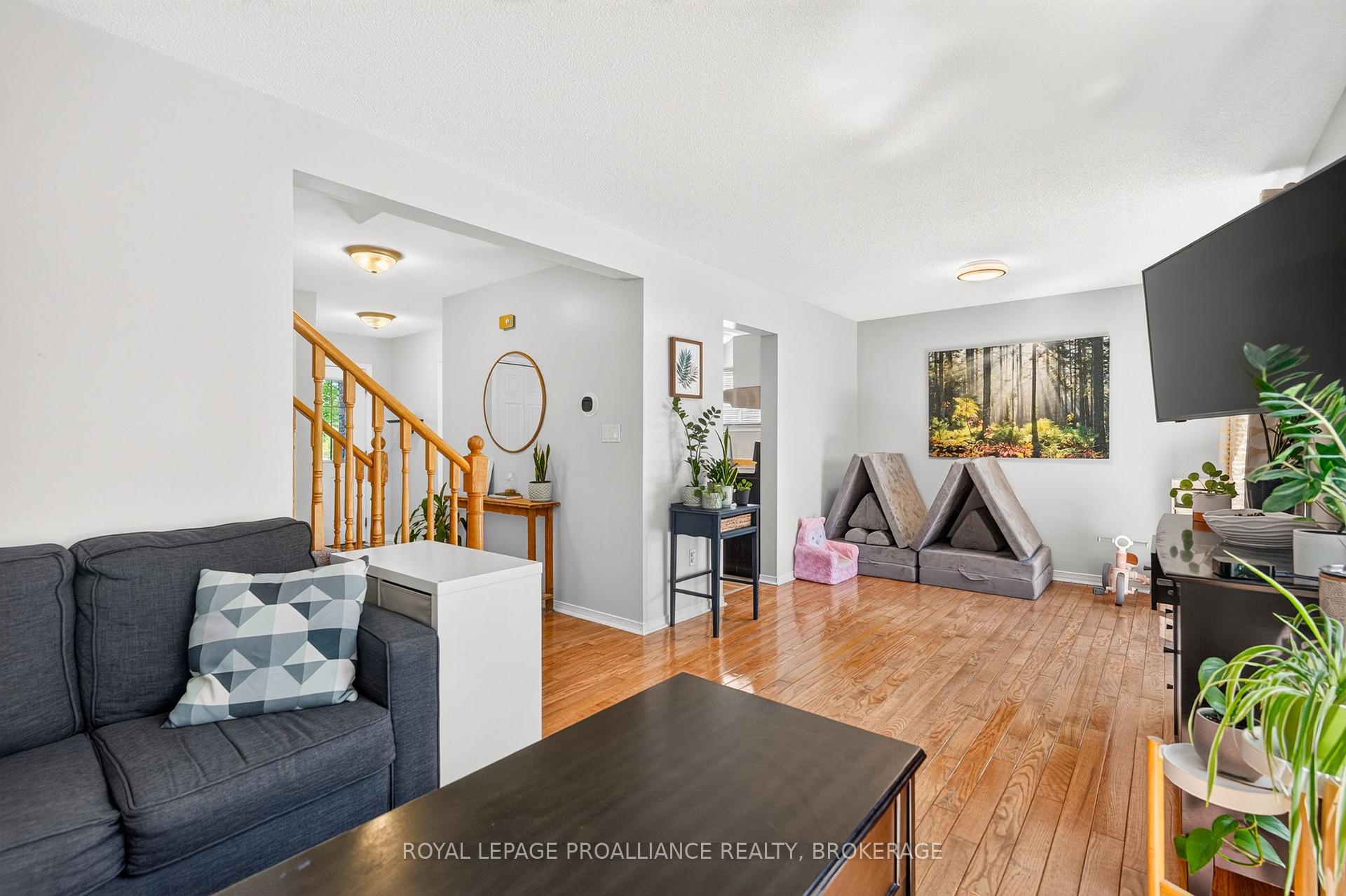 Photo 15 of 1067 Acadia Drive, Kingston, City SouthWest — HOMEH