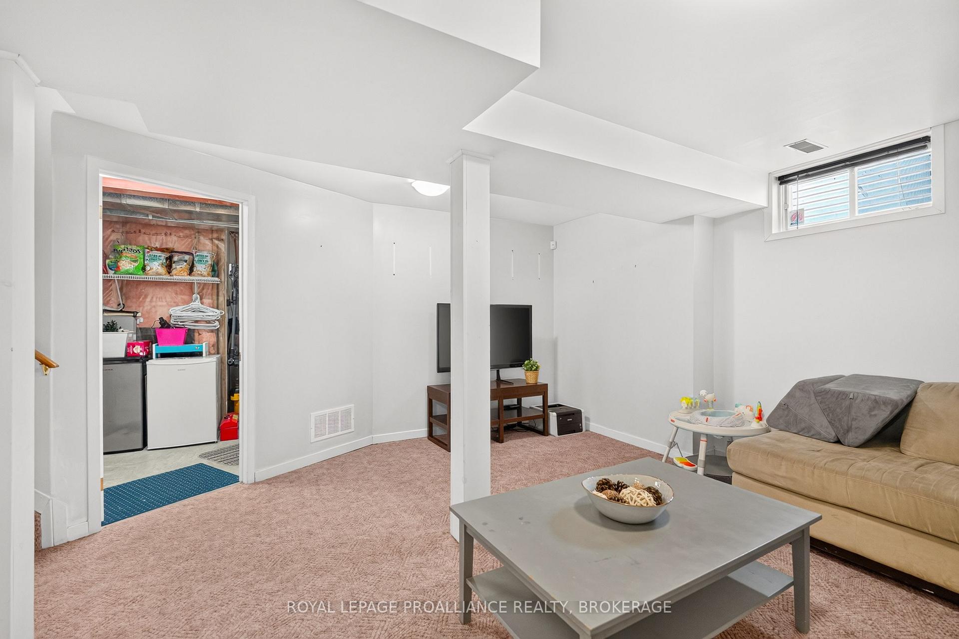 Photo 42 of 1067 Acadia Drive, Kingston, City SouthWest — HOMEH