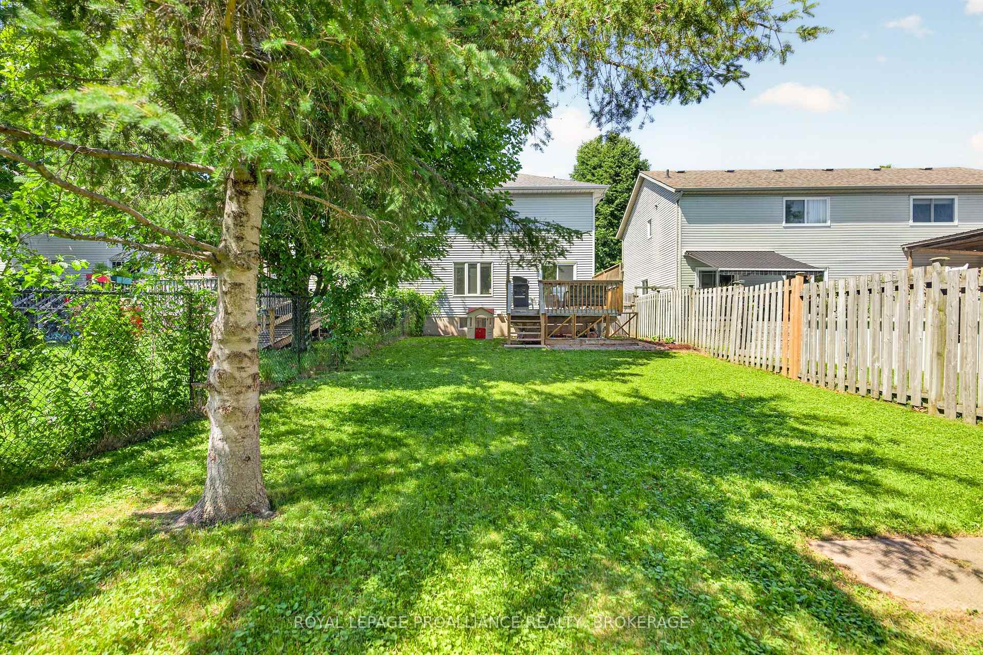 Photo 45 of 1067 Acadia Drive, Kingston, City SouthWest — HOMEH