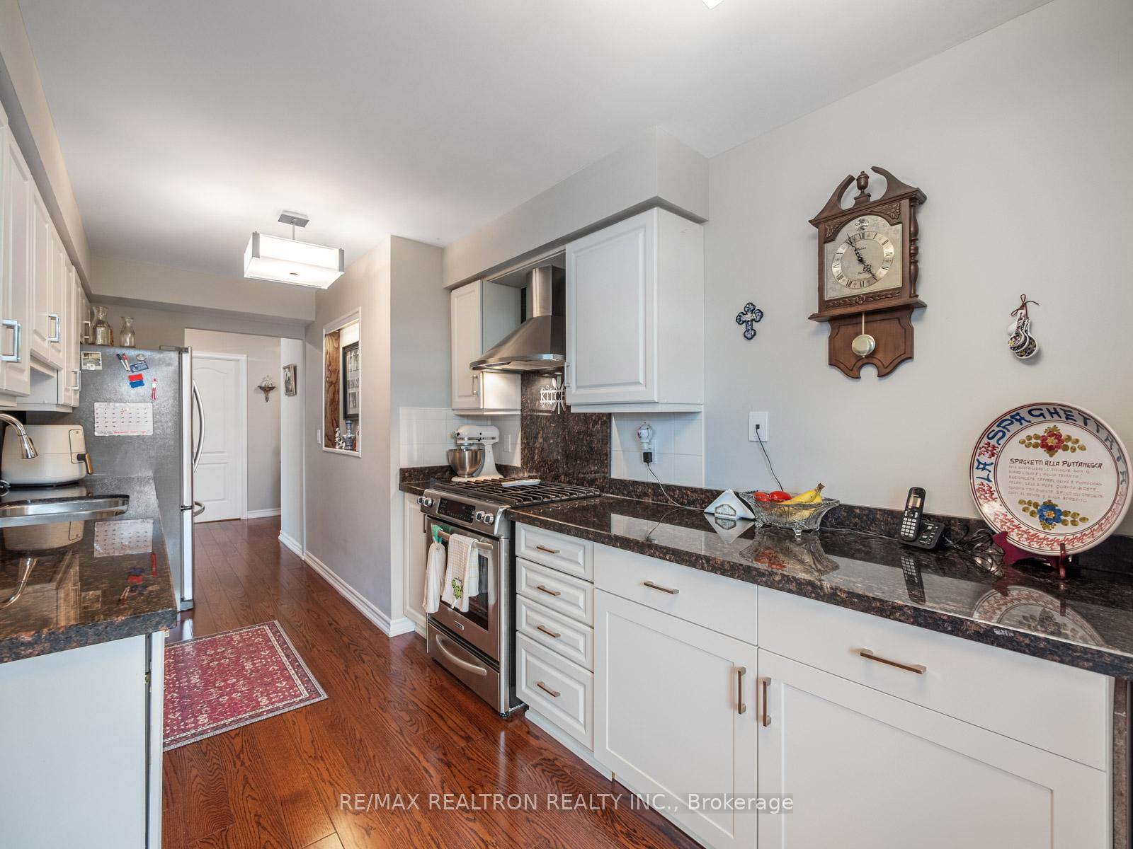 Photo 18 of Unit 309, 265 Ridley Boulevard, Toronto, Bedford Park-Nortown — HOMEH