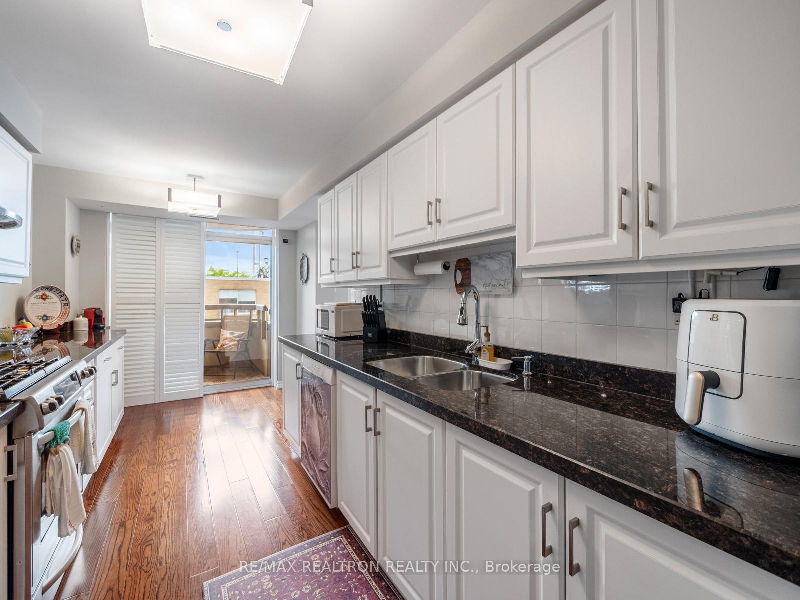 Photo 20 of Unit 309, 265 Ridley Boulevard, Toronto, Bedford Park-Nortown — HOMEH