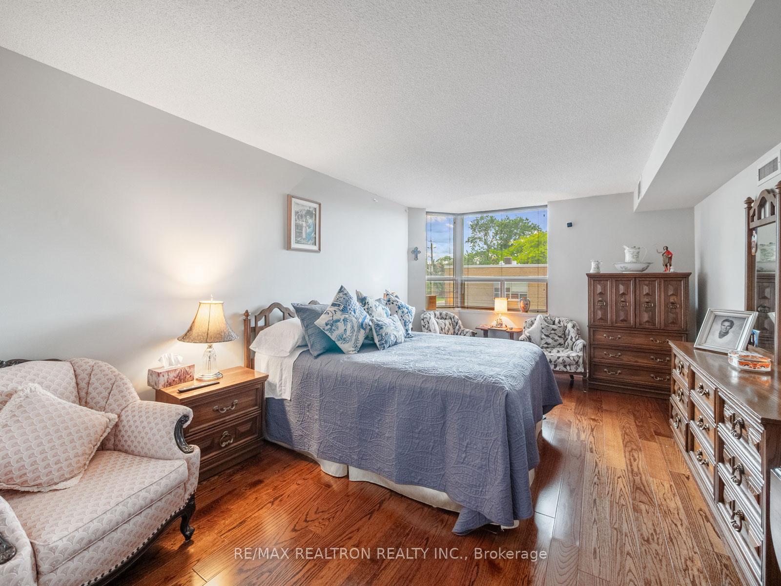 Photo 28 of Unit 309, 265 Ridley Boulevard, Toronto, Bedford Park-Nortown — HOMEH