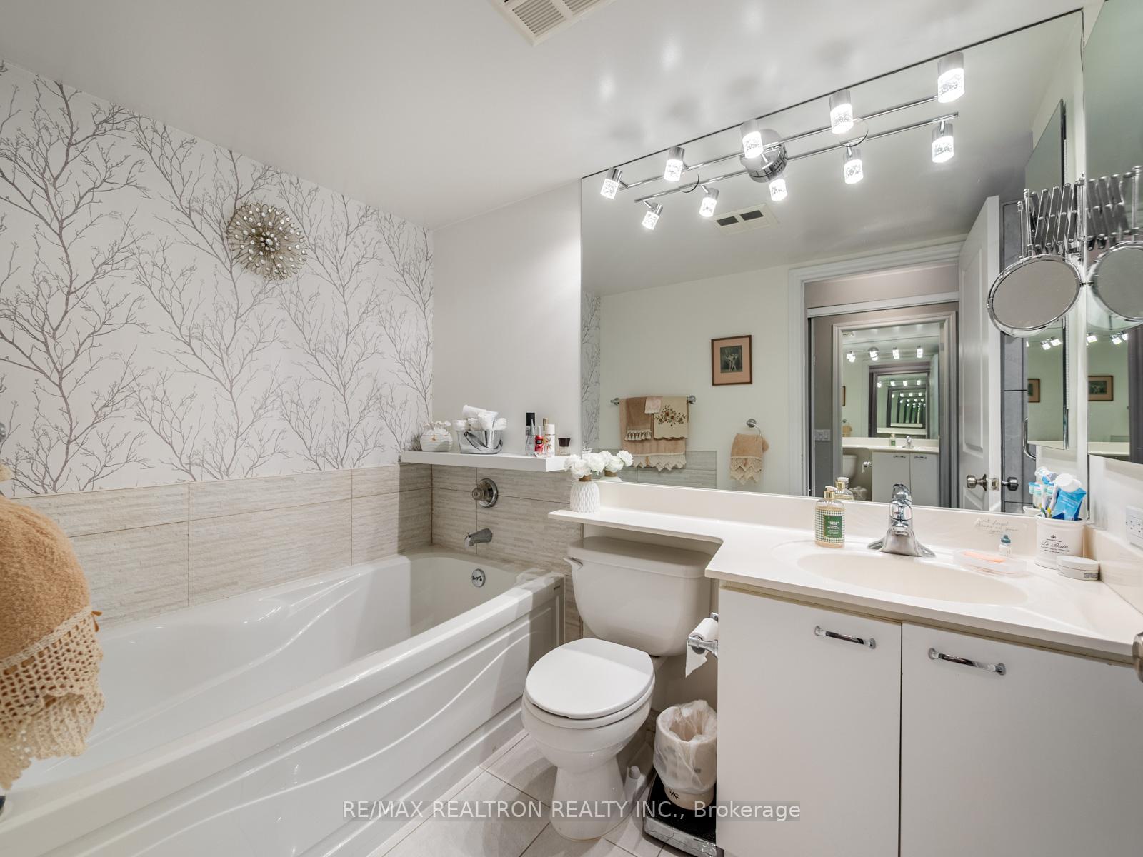 Photo 32 of Unit 309, 265 Ridley Boulevard, Toronto, Bedford Park-Nortown — HOMEH