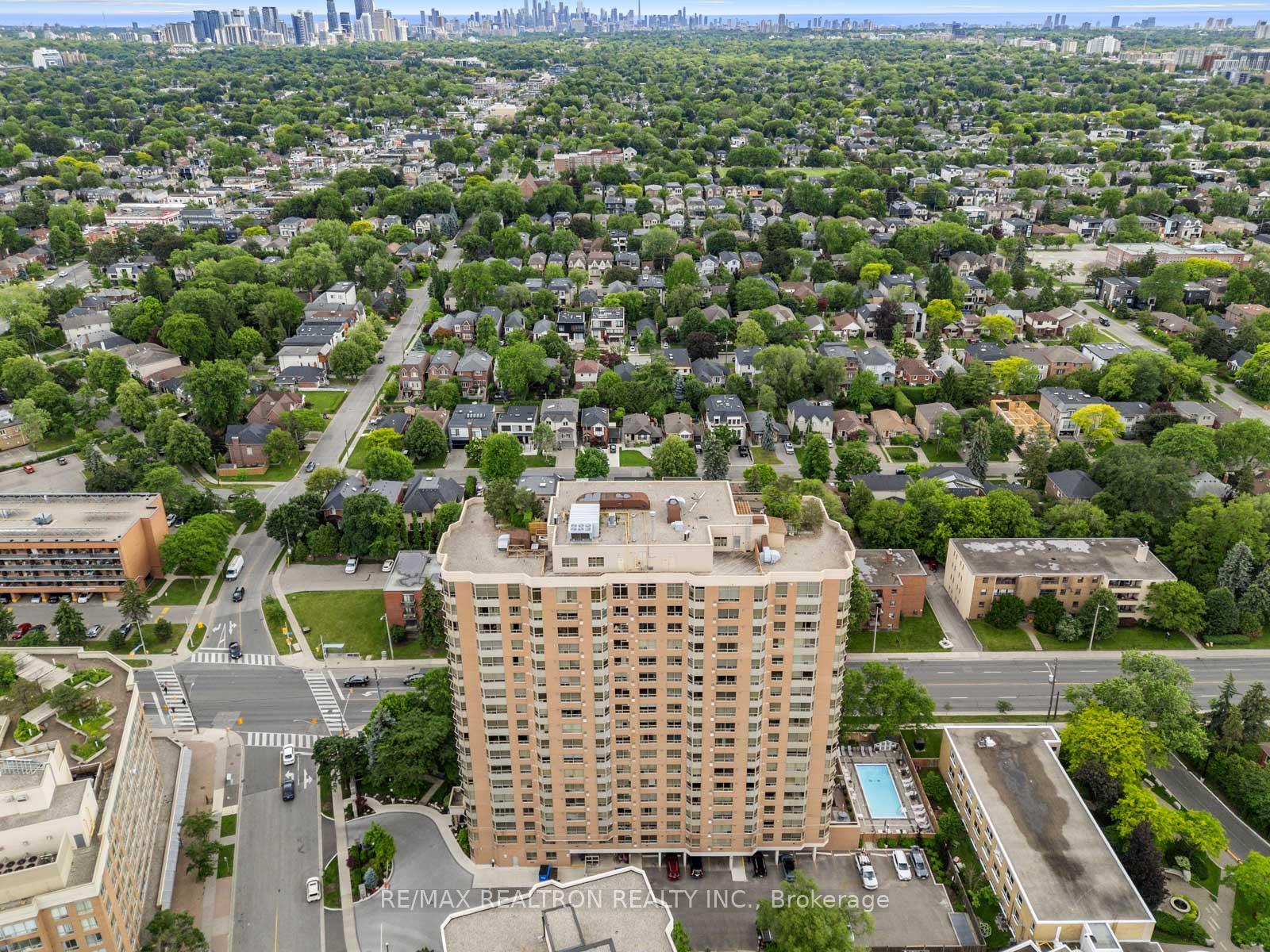 Photo 41 of Unit 309, 265 Ridley Boulevard, Toronto, Bedford Park-Nortown — HOMEH