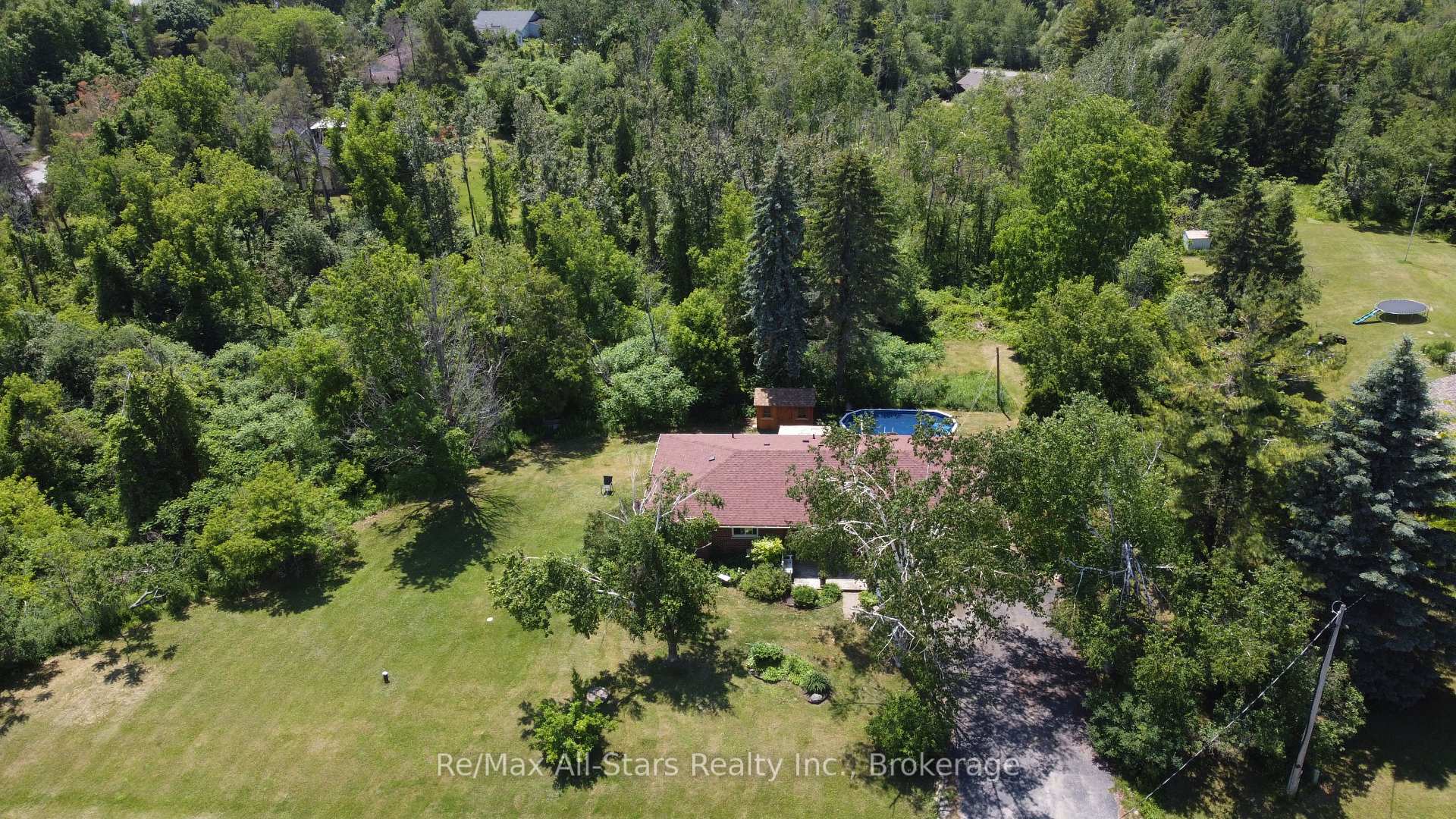 Photo 4 of 14 Valley Road, Cavan Monaghan, Cavan Twp — HOMEH