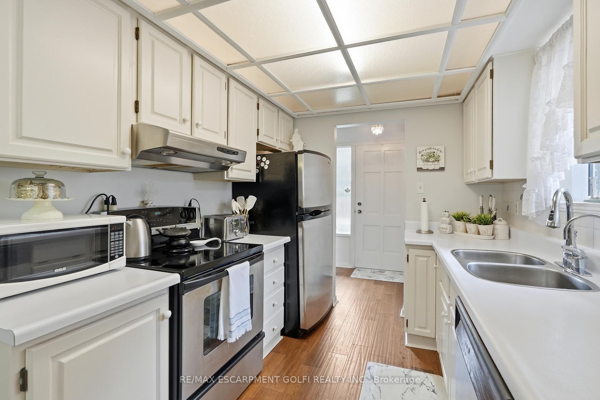 Photo 9 of 283 Parkway Drive, Milton, Old Milton — HOMEH