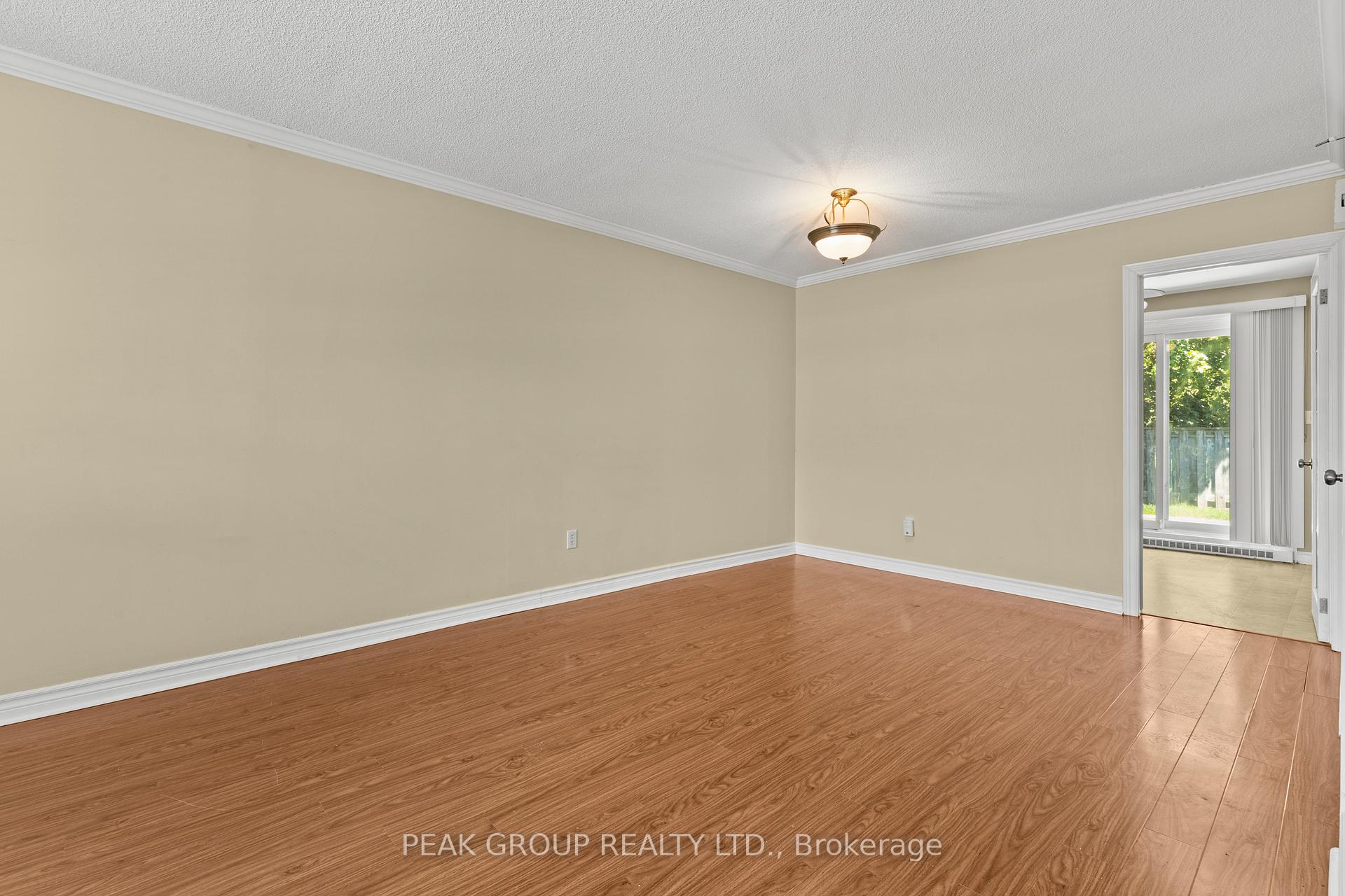 Photo 8 of Unit 7, 226 Vansickle Road, St. Catharines, Rykert/Vansickle — HOMEH