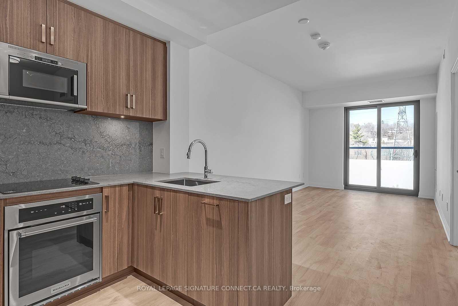 Front of Unit 303, 280 Howland Avenue