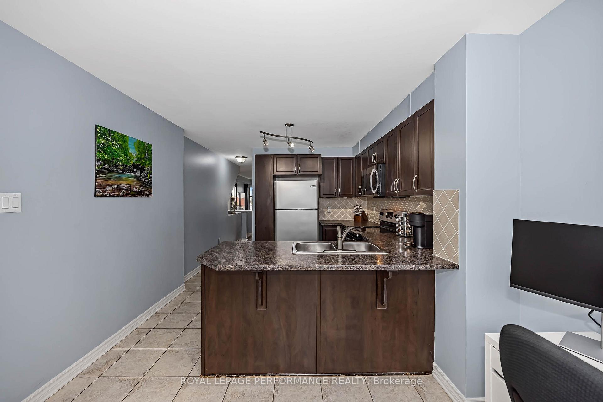 Photo 7 of Unit 124, 74 Crosby Private, Ottawa, Avalon East — HOMEH