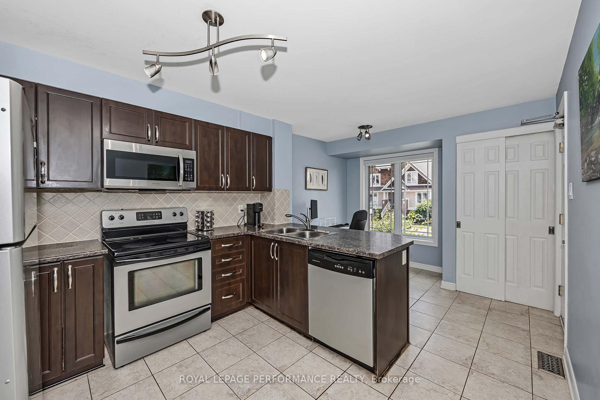 Photo 9 of Unit 124, 74 Crosby Private, Ottawa, Avalon East — HOMEH