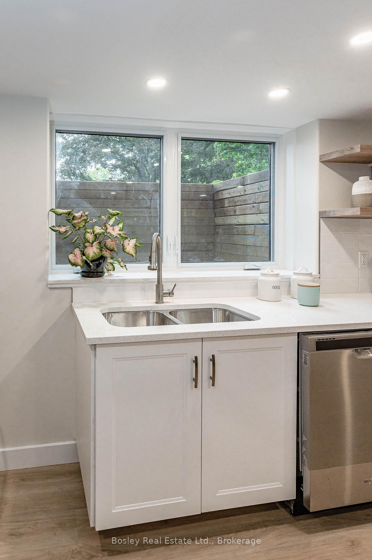 Photo 14 of Unit B, 14 Clara Street, Guelph, St. George's — HOMEH