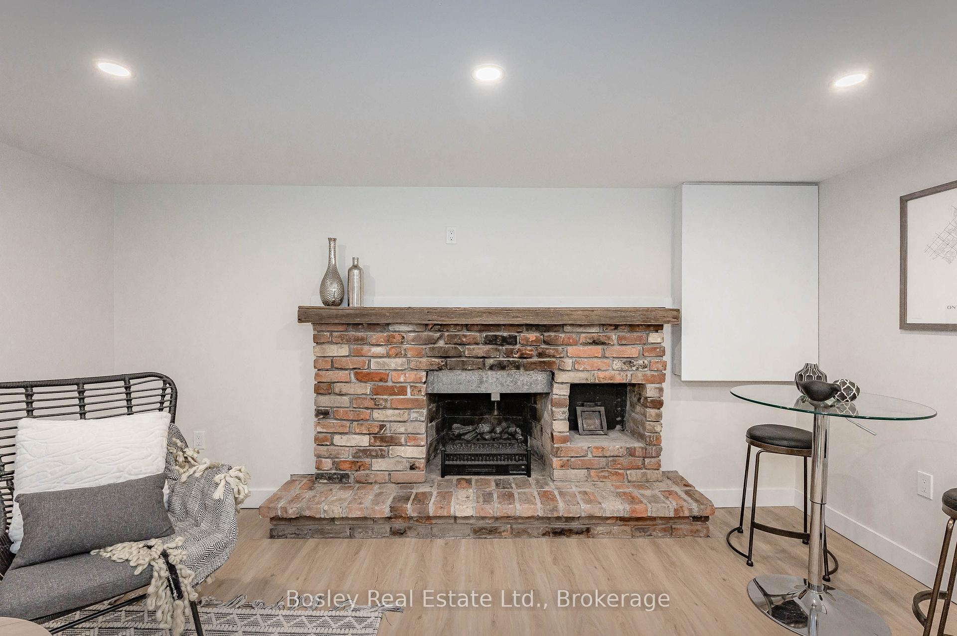 Photo 18 of Unit B, 14 Clara Street, Guelph, St. George's — HOMEH