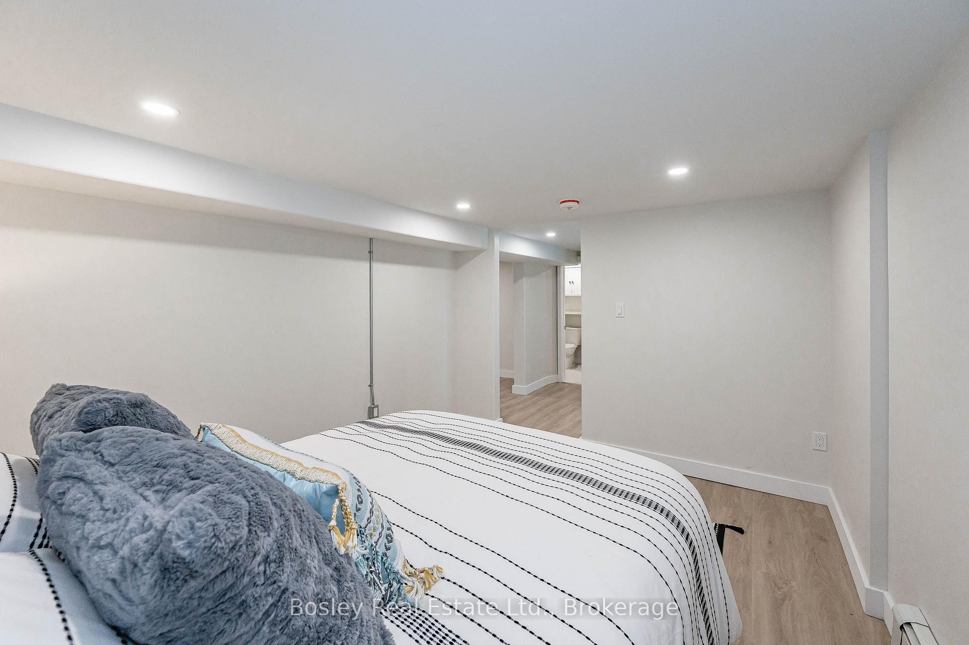 Photo 24 of Unit B, 14 Clara Street, Guelph, St. George's — HOMEH