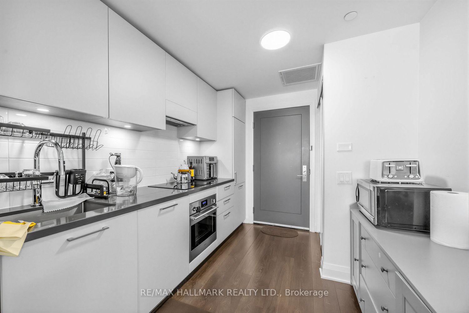 Photo 11 of Unit 902, 33 Frederick Todd Way, Toronto, Thorncliffe Park — HOMEH