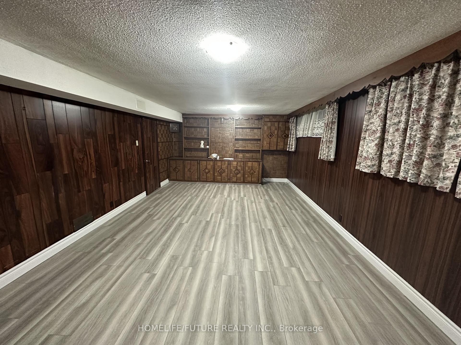 Photo 2 of Unit Bsmt, 27 Kells Avenue, Scarborough, Bendale — HOMEH