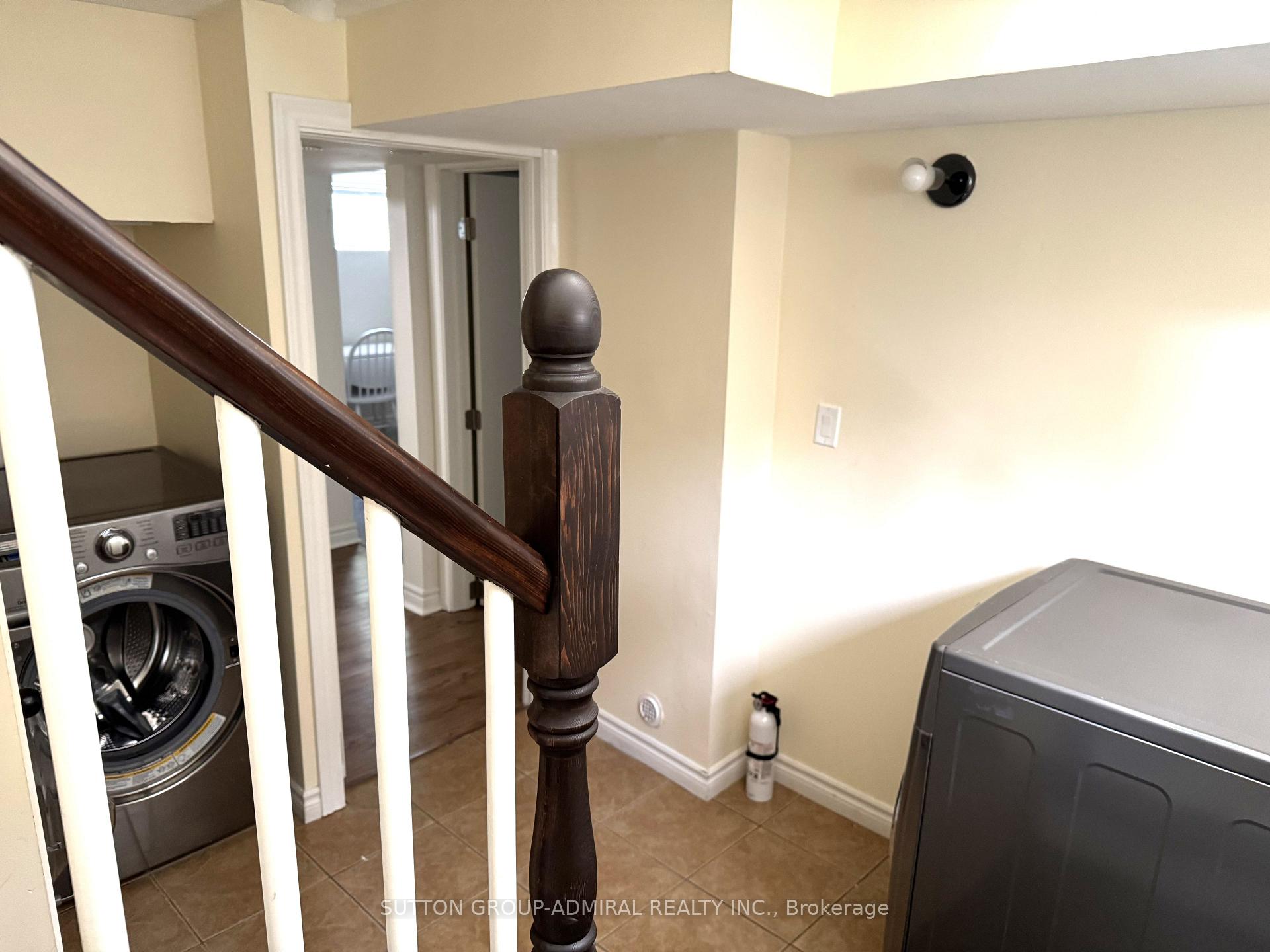 Photo 30 of 35 Coppermill Drive, Etobicoke, Rexdale-Kipling — HOMEH