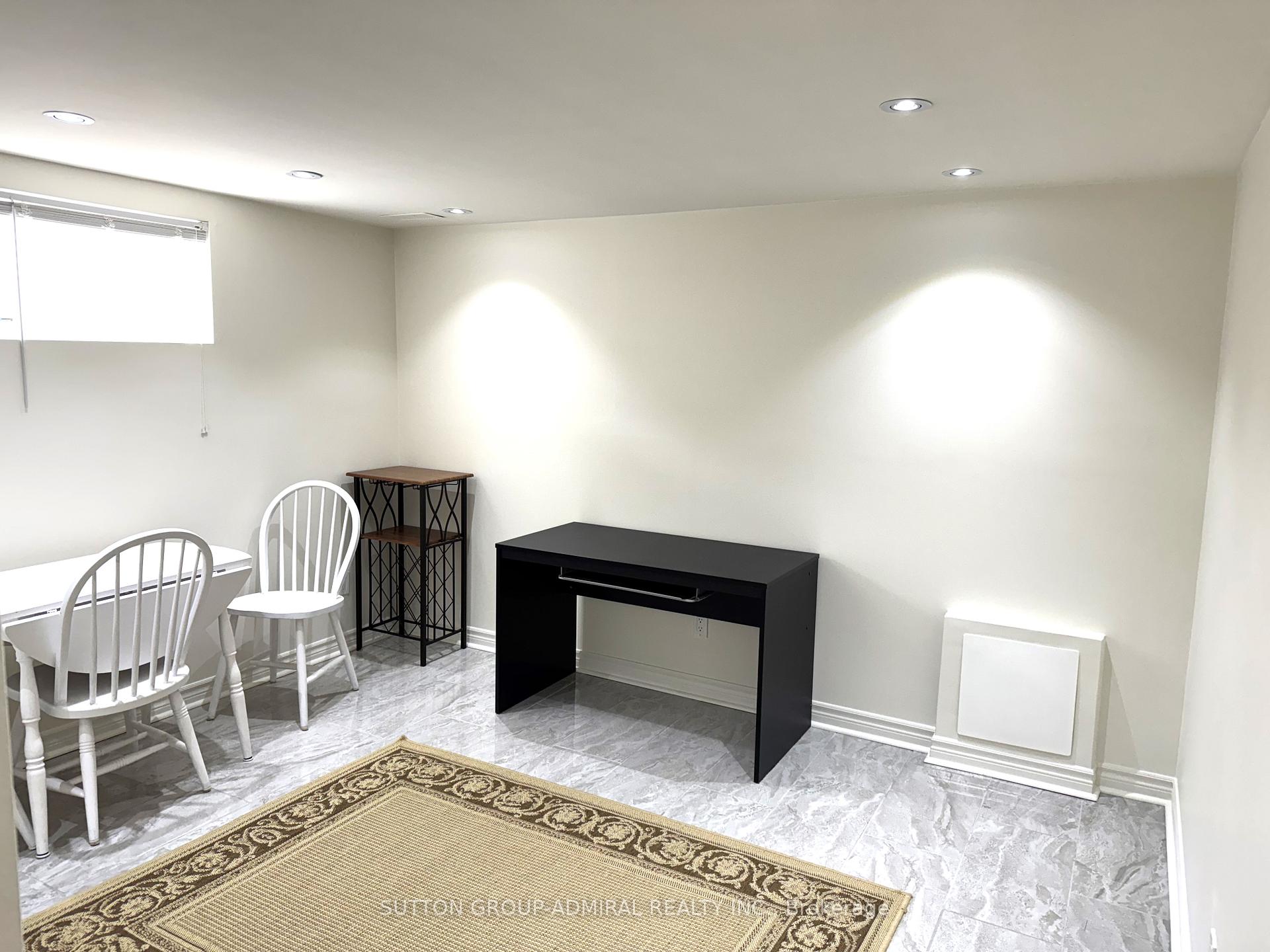 Photo 33 of 35 Coppermill Drive, Etobicoke, Rexdale-Kipling — HOMEH