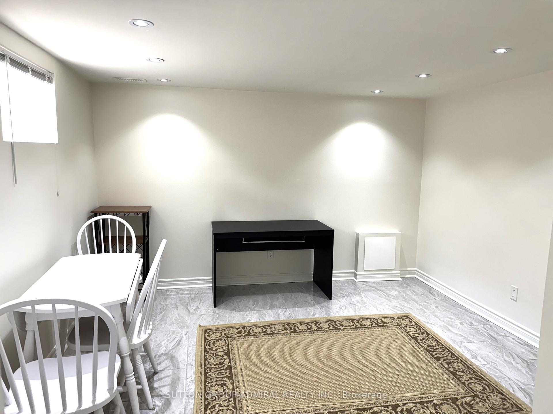 Photo 34 of 35 Coppermill Drive, Etobicoke, Rexdale-Kipling — HOMEH