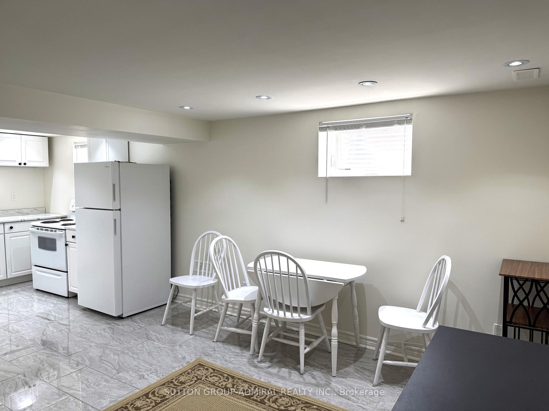 Photo 35 of 35 Coppermill Drive, Etobicoke, Rexdale-Kipling — HOMEH