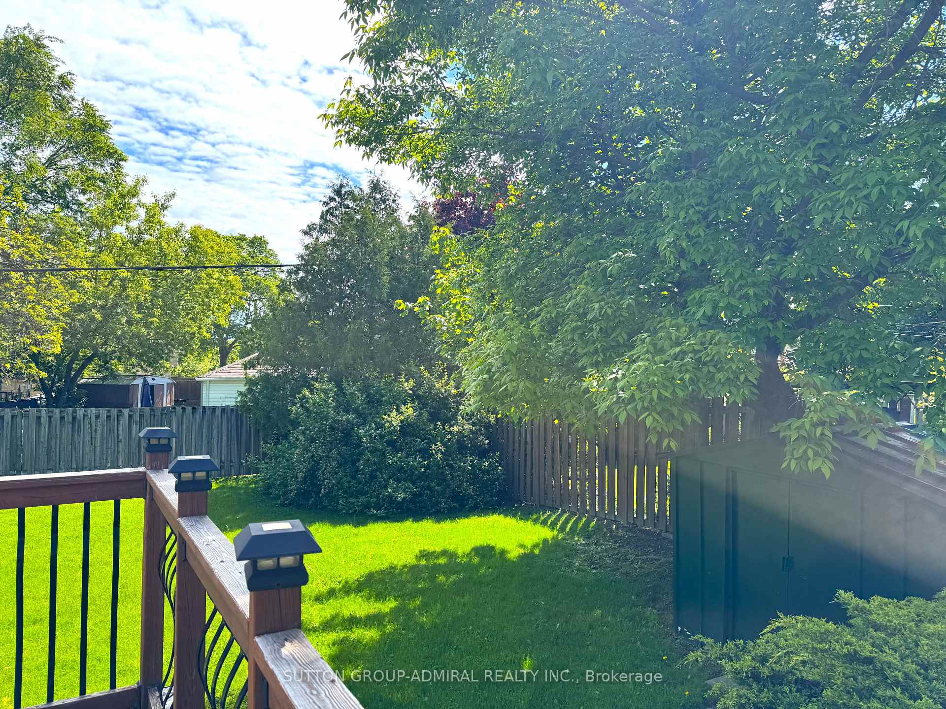 Photo 44 of 35 Coppermill Drive, Etobicoke, Rexdale-Kipling — HOMEH