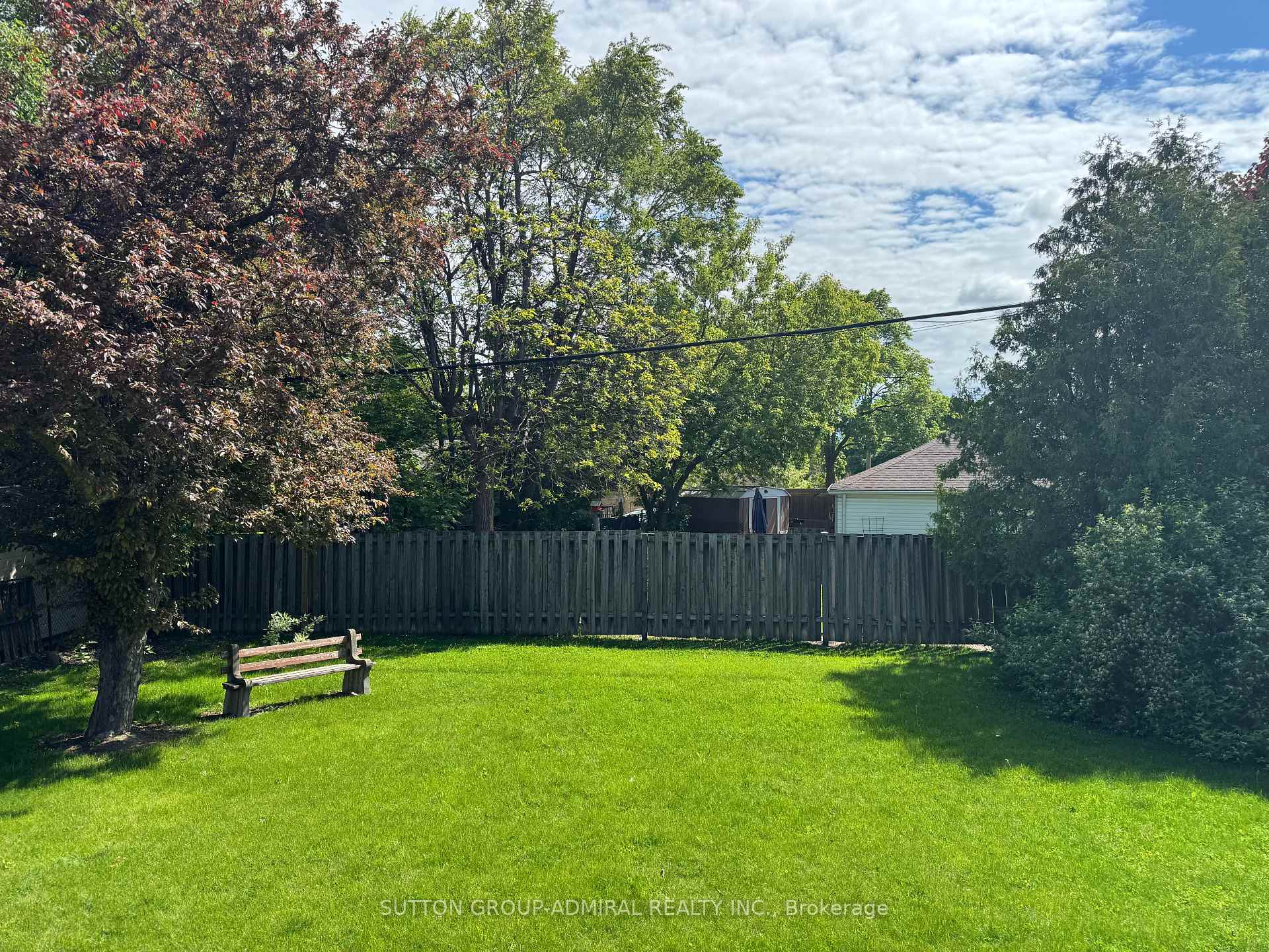 Photo 49 of 35 Coppermill Drive, Etobicoke, Rexdale-Kipling — HOMEH