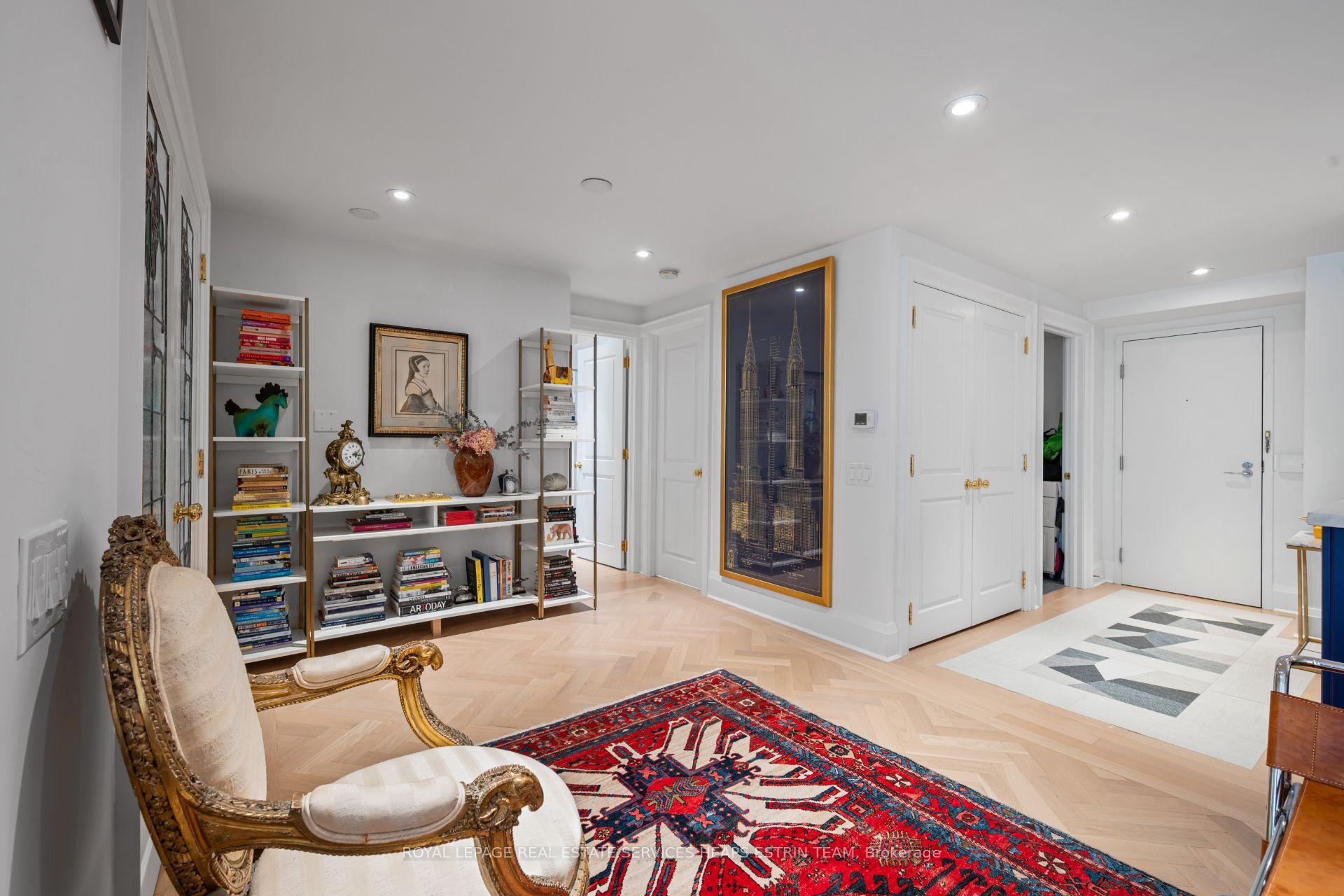 Photo 3 of Unit 401, 225 Davenport Road, Toronto, The Annex — HOMEH