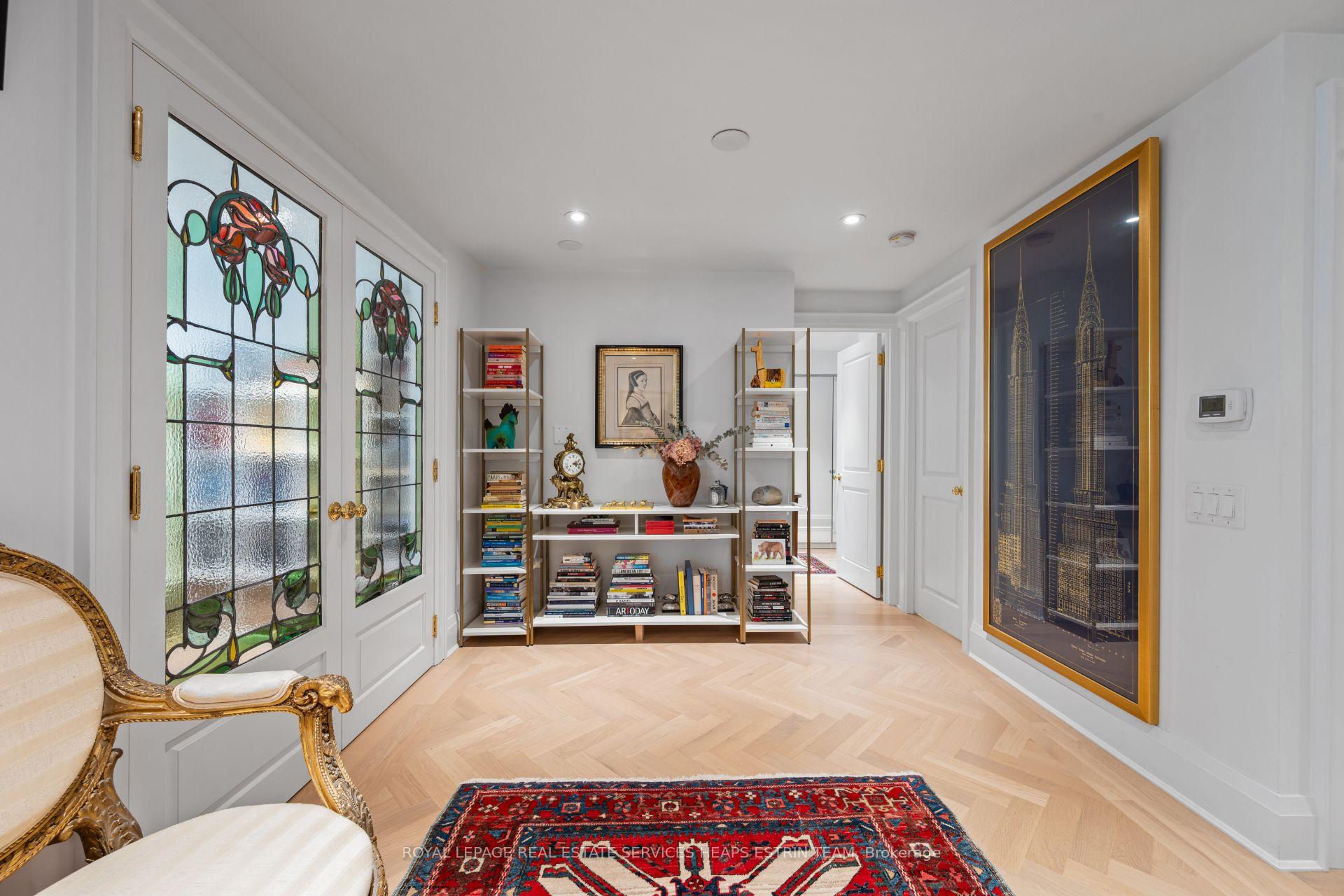 Photo 4 of Unit 401, 225 Davenport Road, Toronto, The Annex — HOMEH