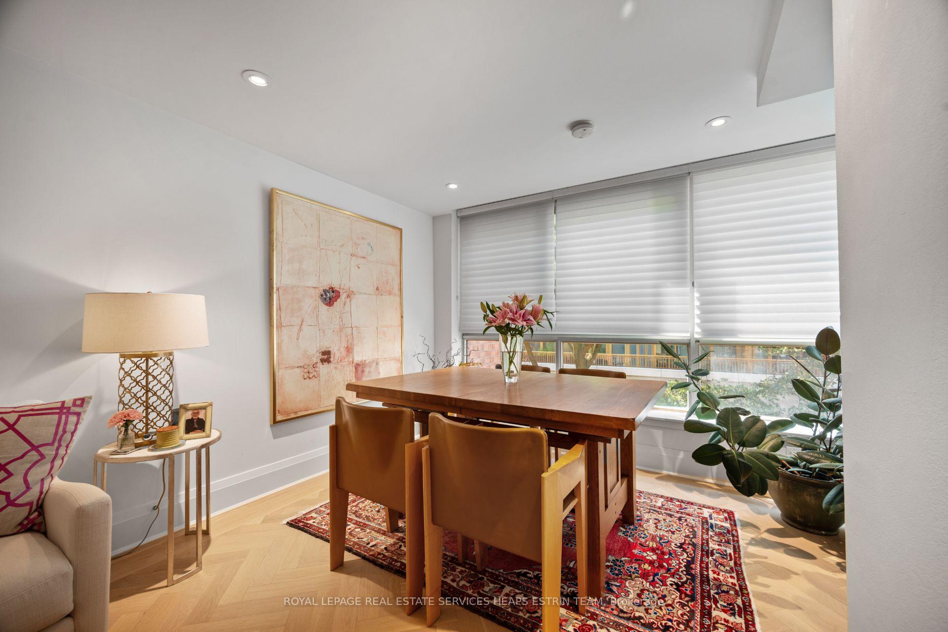 Photo 9 of Unit 401, 225 Davenport Road, Toronto, The Annex — HOMEH
