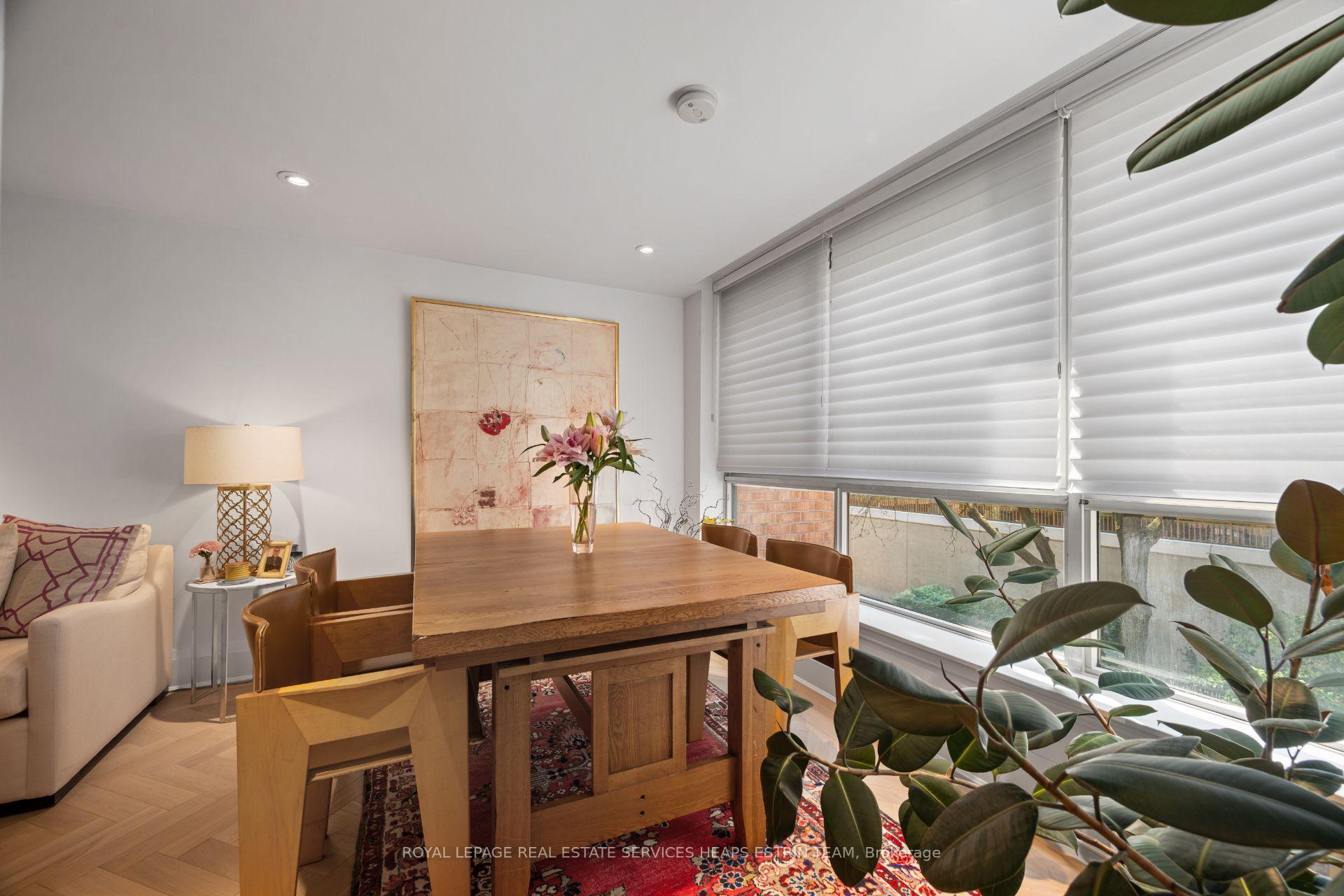 Photo 10 of Unit 401, 225 Davenport Road, Toronto, The Annex — HOMEH