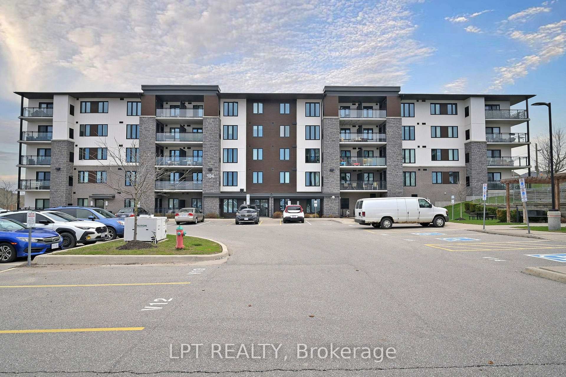 Photo 2 of 104 Summit Ridge Drive, Guelph, Grange Road — HOMEH
