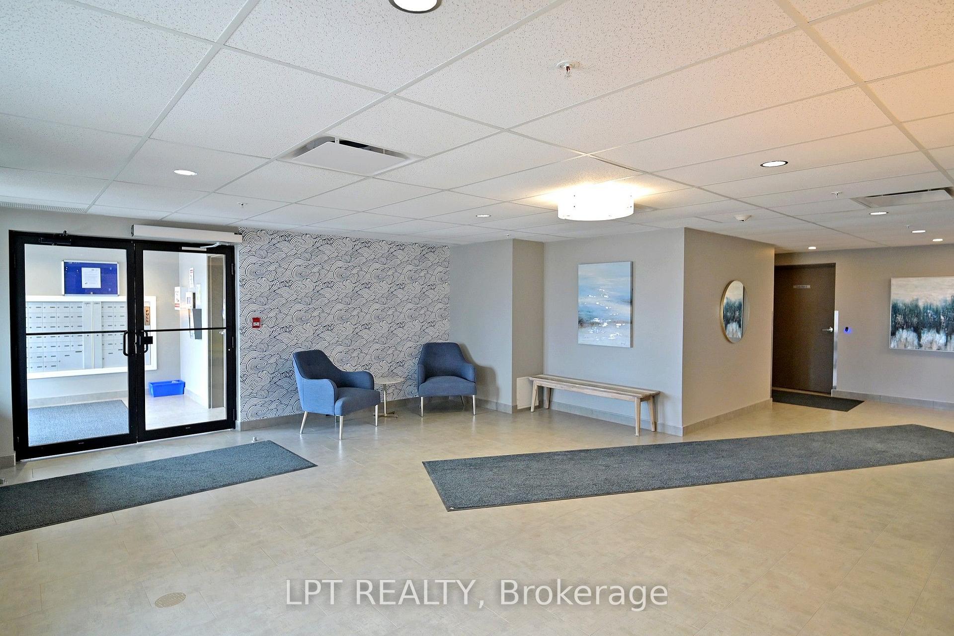 Photo 10 of 104 Summit Ridge Drive, Guelph, Grange Road — HOMEH