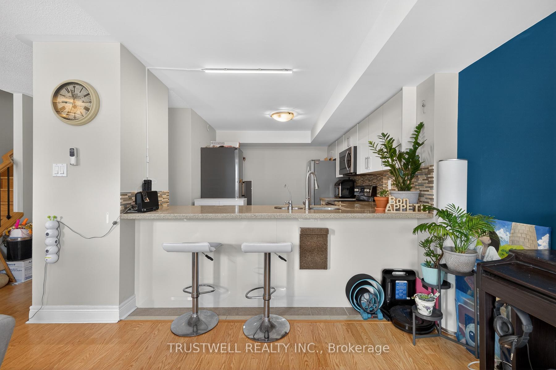 Photo 3 of Unit 298, 306 John Street, Markham, Aileen-Willowbrook — HOMEH