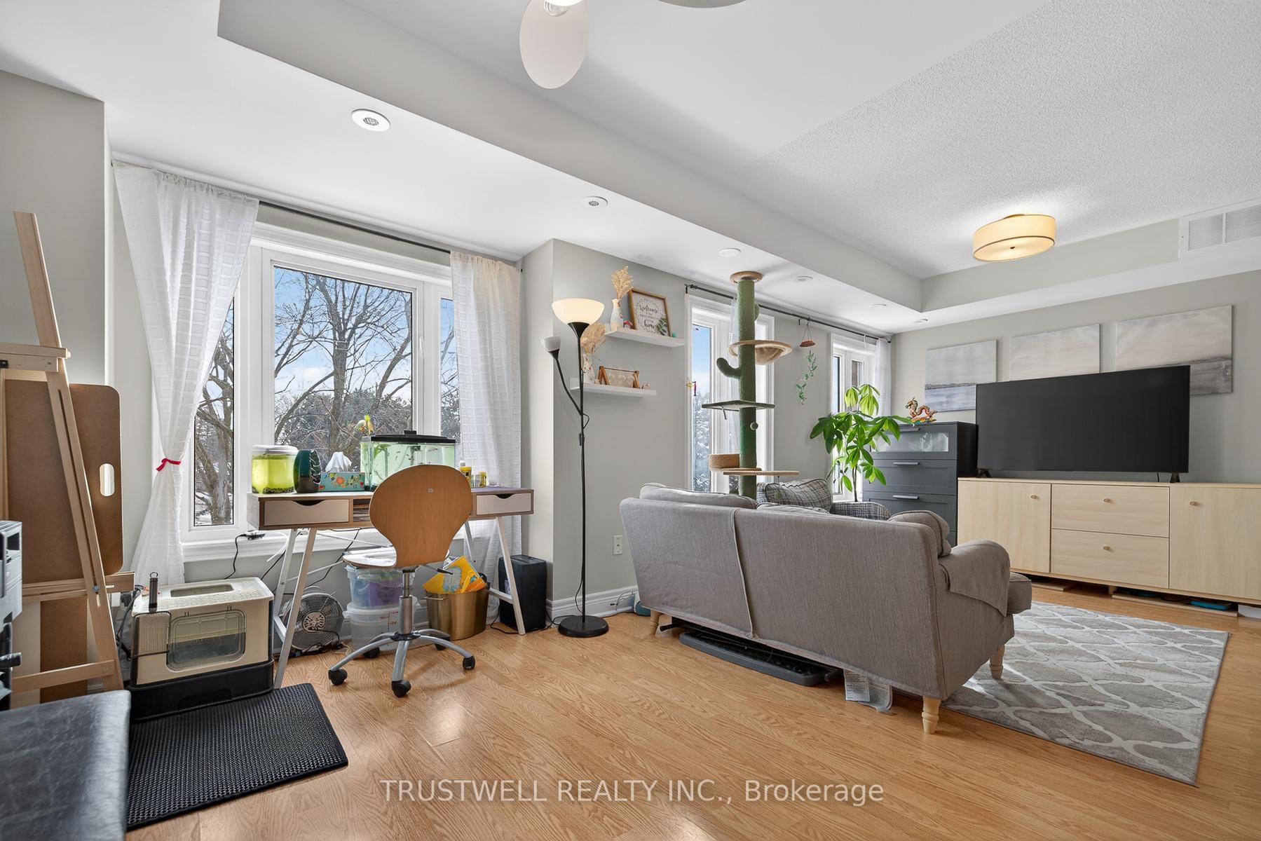 Photo 4 of Unit 298, 306 John Street, Markham, Aileen-Willowbrook — HOMEH