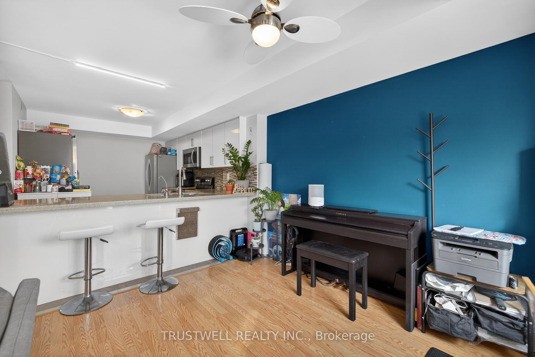Photo 5 of Unit 298, 306 John Street, Markham, Aileen-Willowbrook — HOMEH