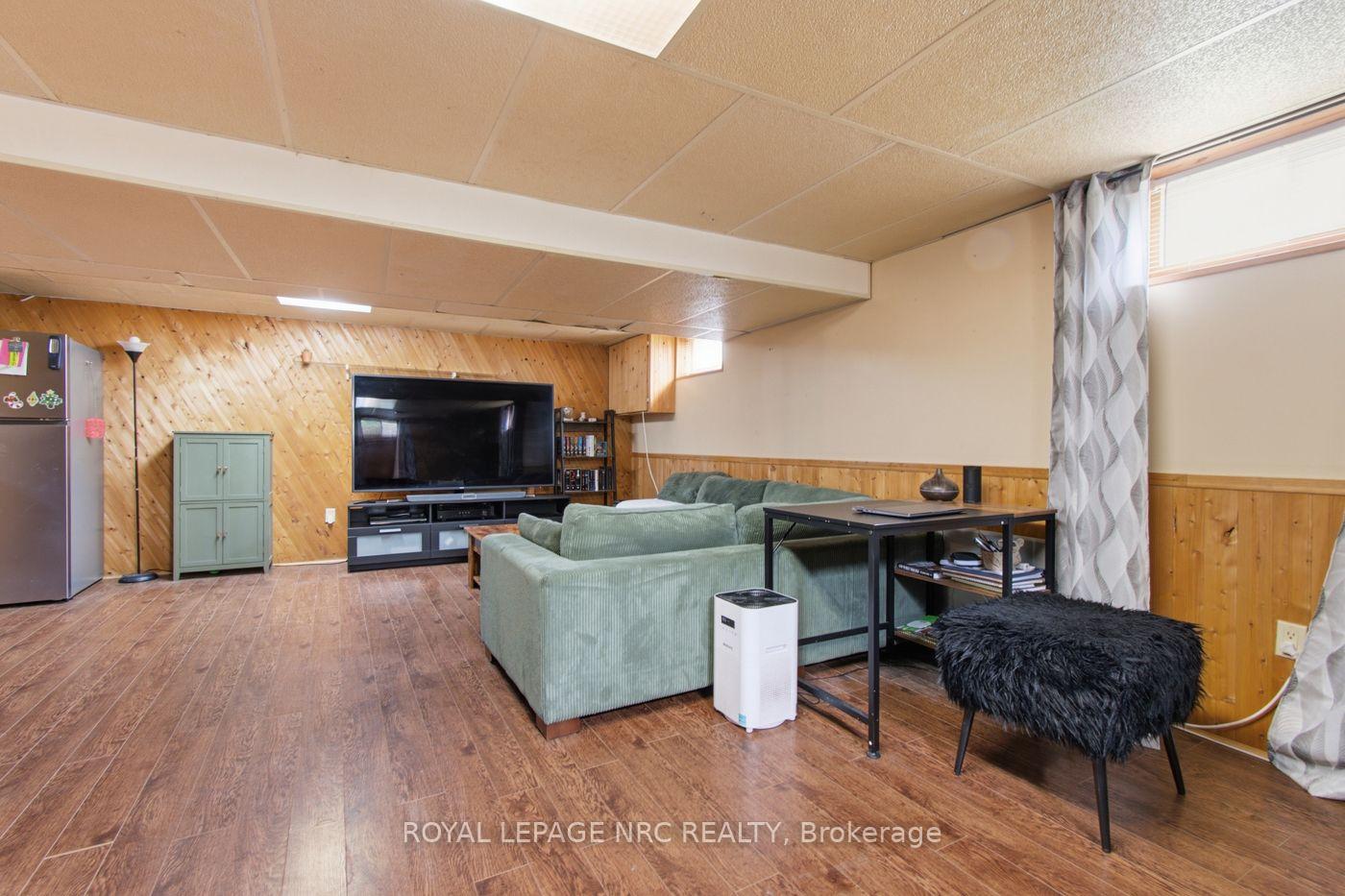 Photo 20 of 4381 Jackson Street, Lincoln, Beamsville — HOMEH