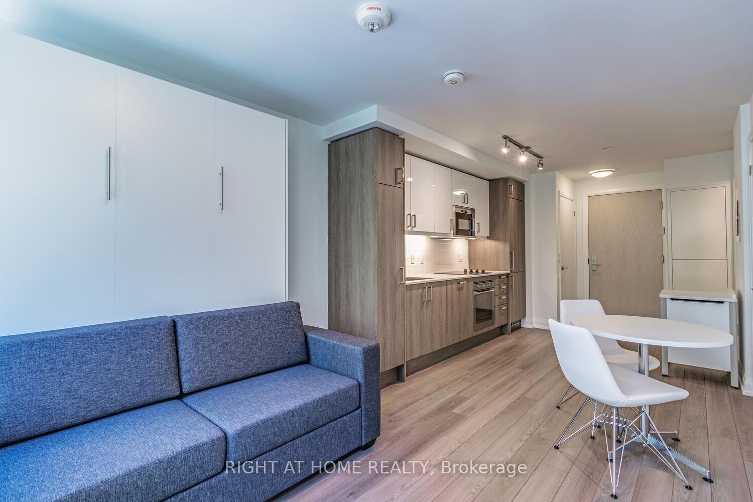 Photo 11 of Unit 311, 77 Mutual Street, Toronto, Church-Yonge Corridor — HOMEH
