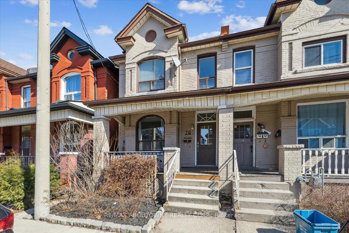 Photo 2 of 28 St Matthews Avenue, Hamilton, Landsdale — HOMEH