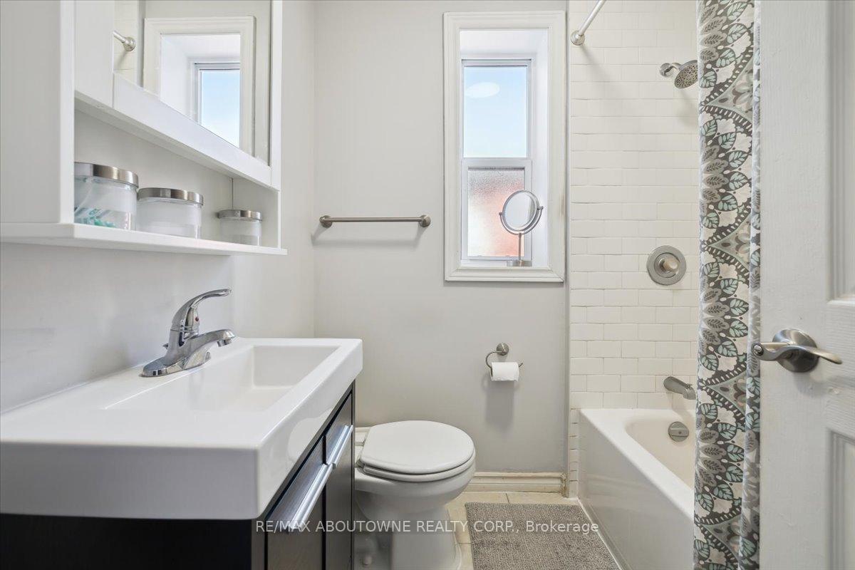 Photo 26 of 28 St Matthews Avenue, Hamilton, Landsdale — HOMEH