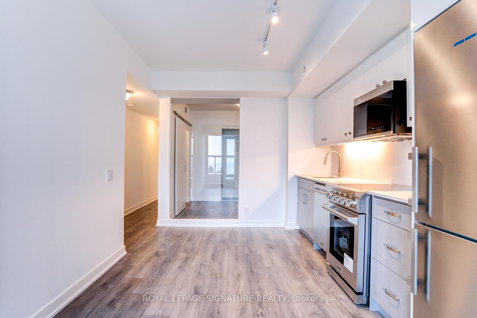 Photo 11 of Unit 814, 2 Manderley Drive, Scarborough, Birchcliffe-Cliffside — HOMEH