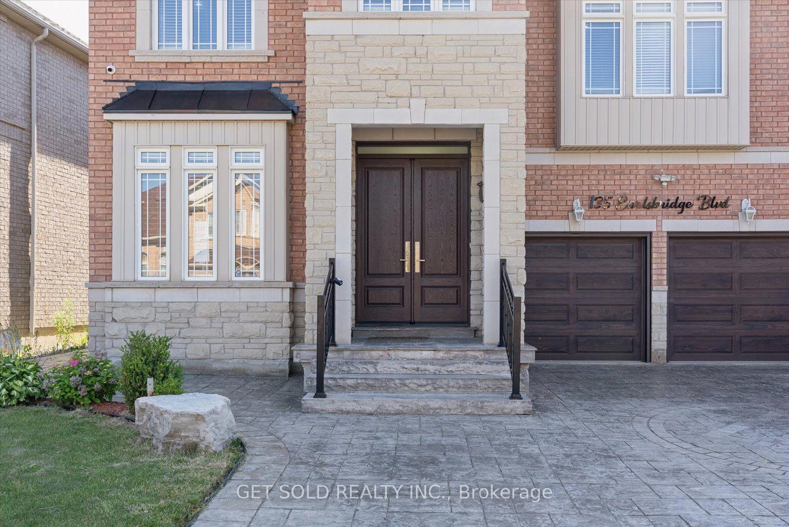 Photo 7 of 135 Earlsbridge Boulevard, Brampton, Fletcher's Meadow — HOMEH