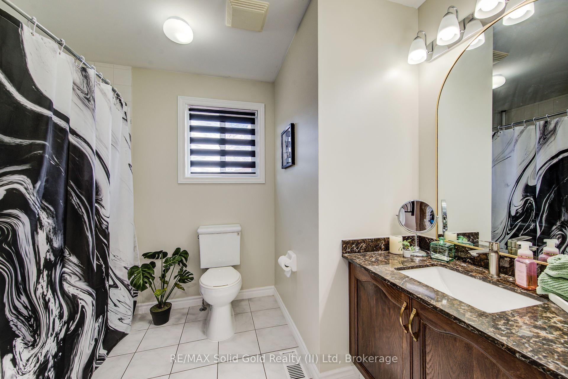 Photo 29 of 110 Glencliffe Court, Kitchener, Grand River North — HOMEH