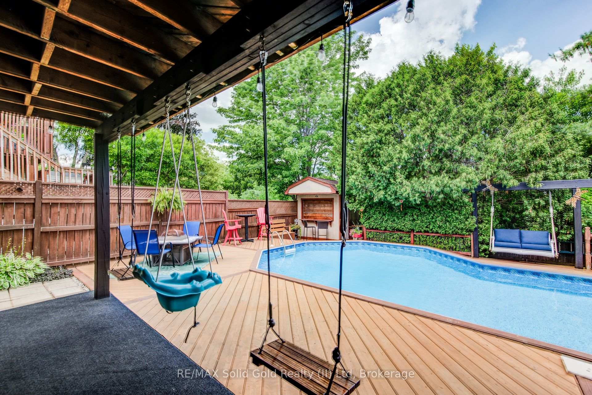 Photo 38 of 110 Glencliffe Court, Kitchener, Grand River North — HOMEH
