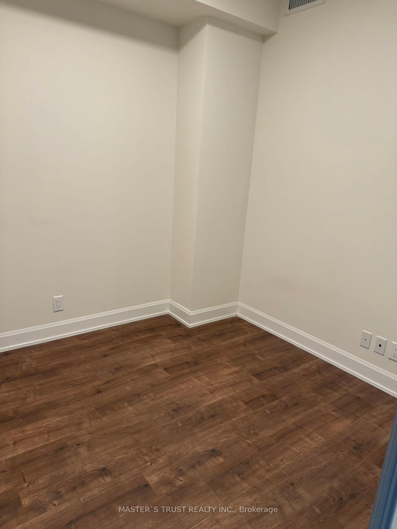 Photo 4 of Unit 705, 8 Water Walk Drive, Markham, Unionville — HOMEH