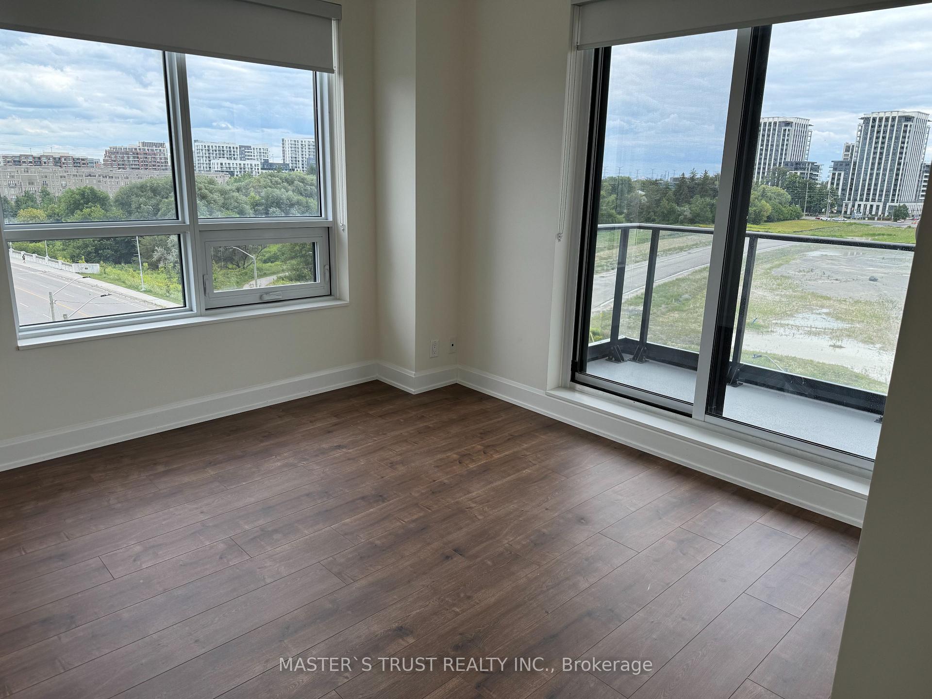 Photo 5 of Unit 705, 8 Water Walk Drive, Markham, Unionville — HOMEH
