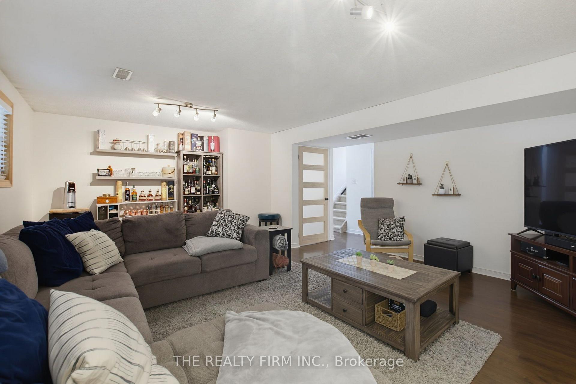 Photo 24 of 493 Maple Street, Strathroy-Caradoc, NW — HOMEH