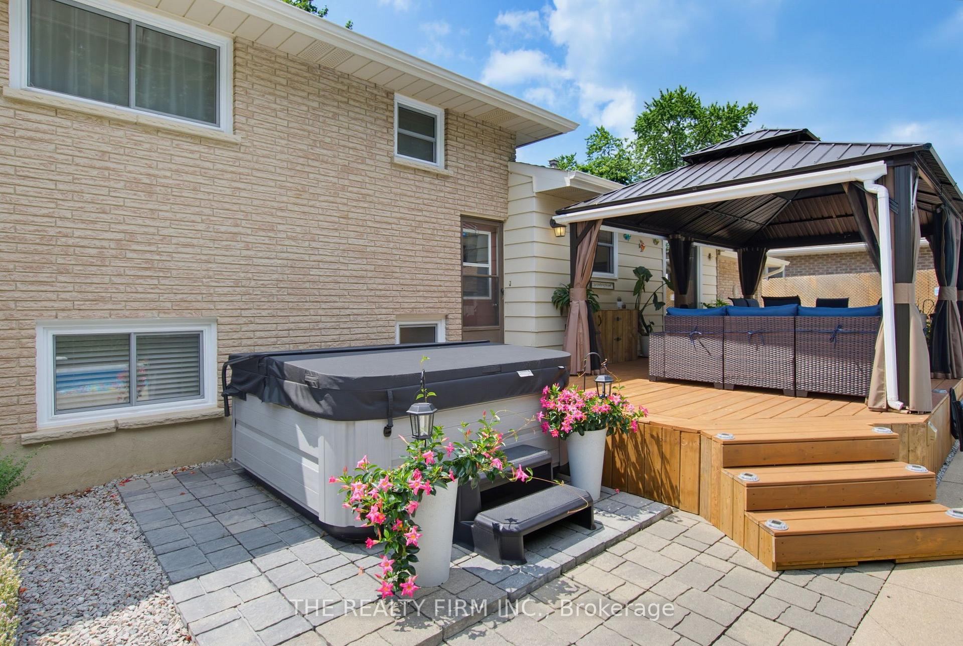 Photo 32 of 493 Maple Street, Strathroy-Caradoc, NW — HOMEH