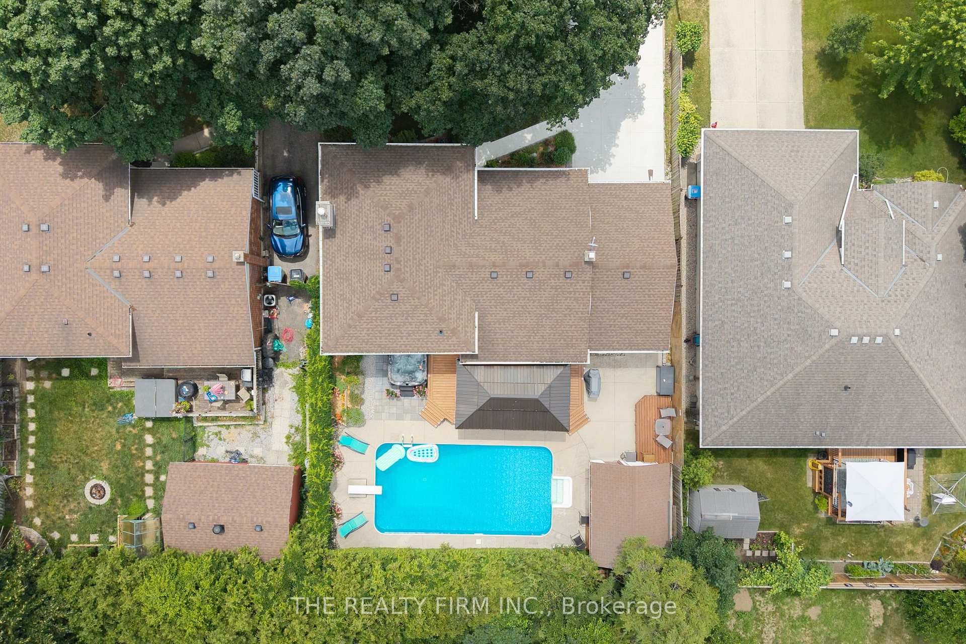 Photo 38 of 493 Maple Street, Strathroy-Caradoc, NW — HOMEH