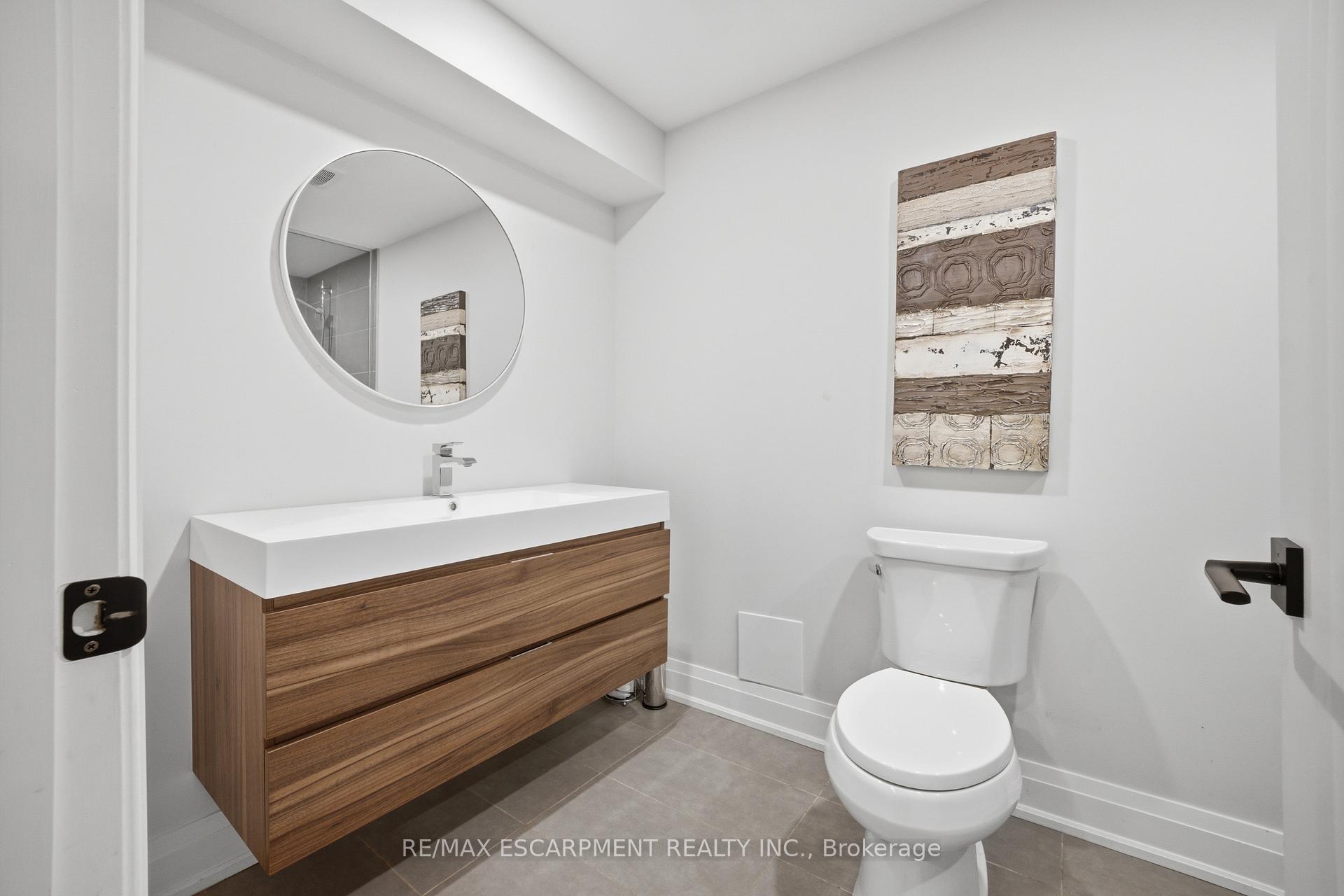 Photo 30 of 81 Flanders Drive, Hamilton, Waterdown — HOMEH